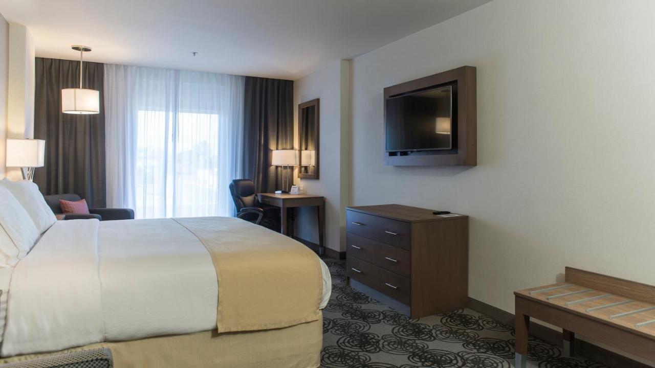 Holiday Inn Express & Suites Chihuahua Juventud By Ihg Ngoại thất bức ảnh