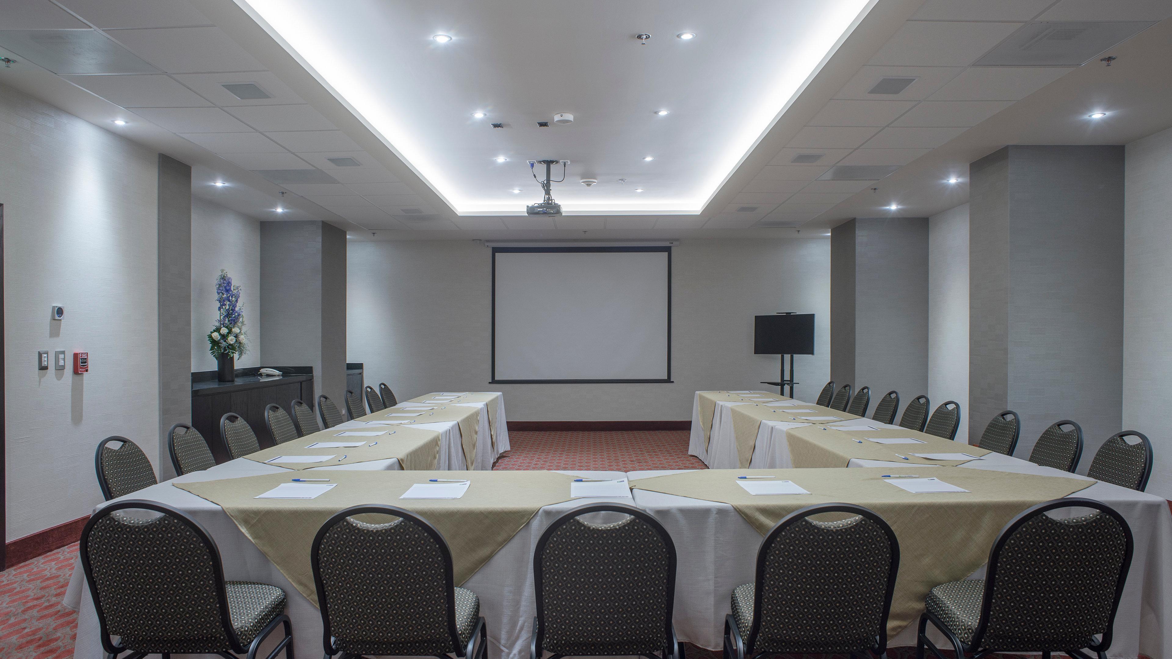 Holiday Inn Express & Suites Chihuahua Juventud By Ihg Ngoại thất bức ảnh