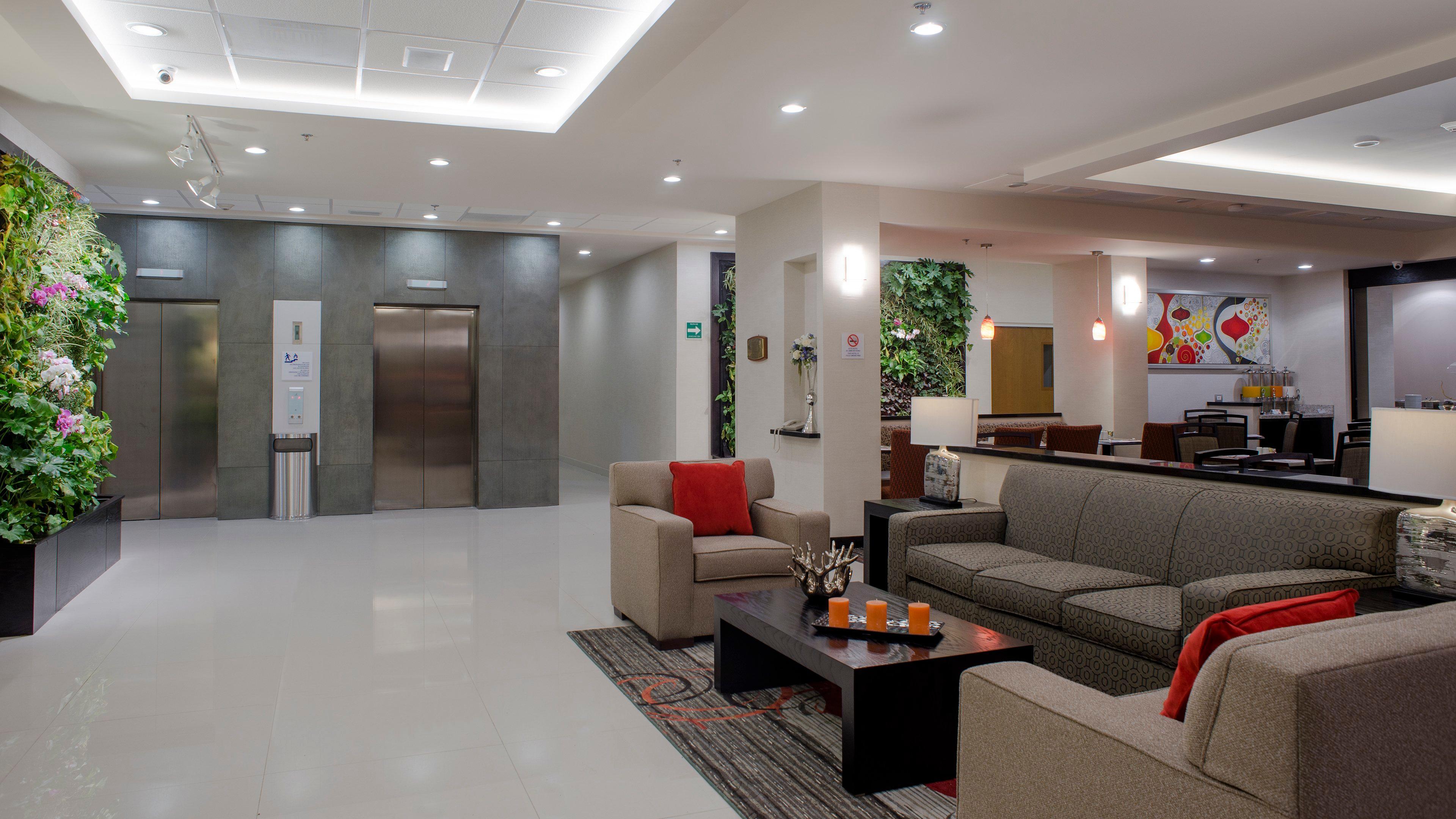 Holiday Inn Express & Suites Chihuahua Juventud By Ihg Ngoại thất bức ảnh
