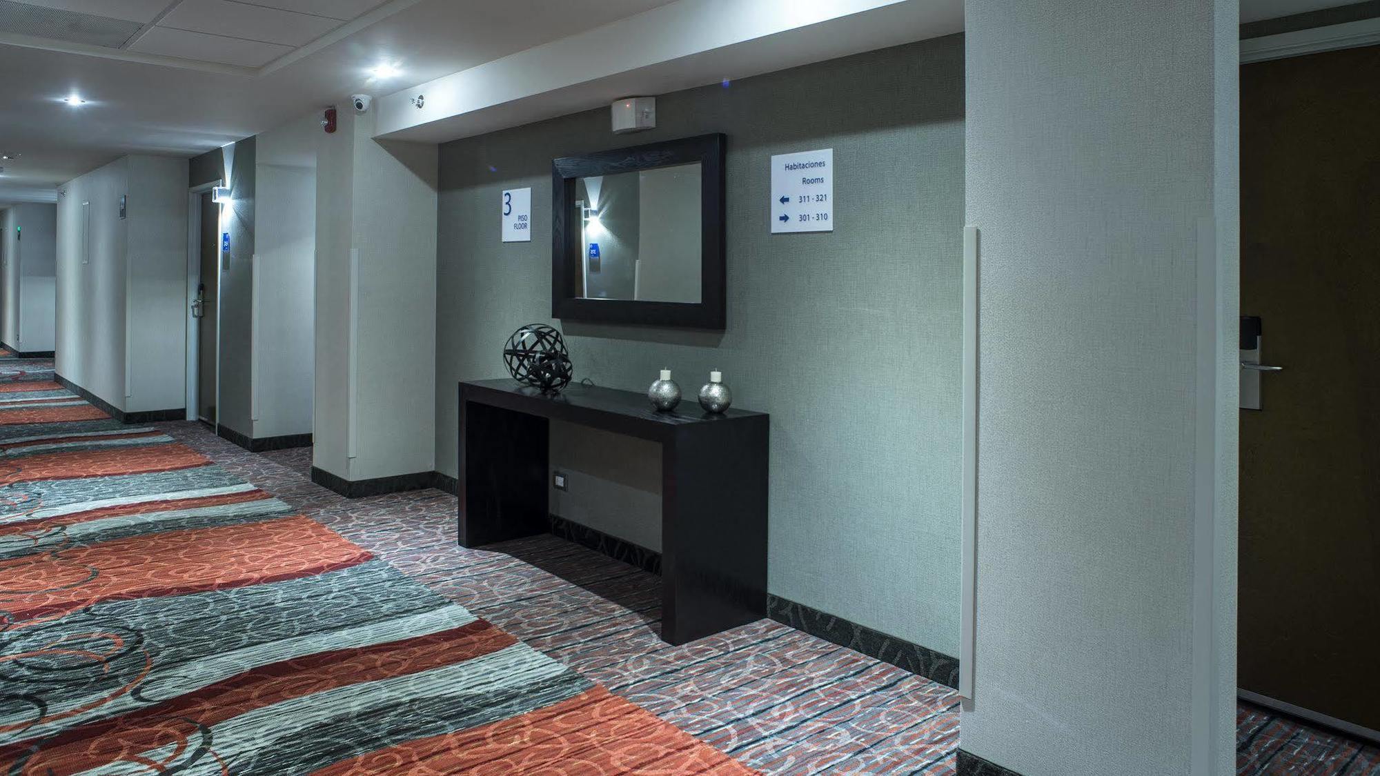 Holiday Inn Express & Suites Chihuahua Juventud By Ihg Ngoại thất bức ảnh